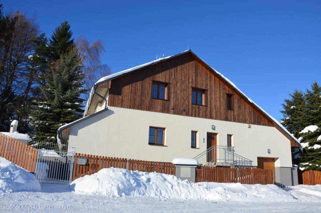 Haus Tolstejn Διαμέρισμα Jiřetín pod Jedlovou Εξωτερικό φωτογραφία
